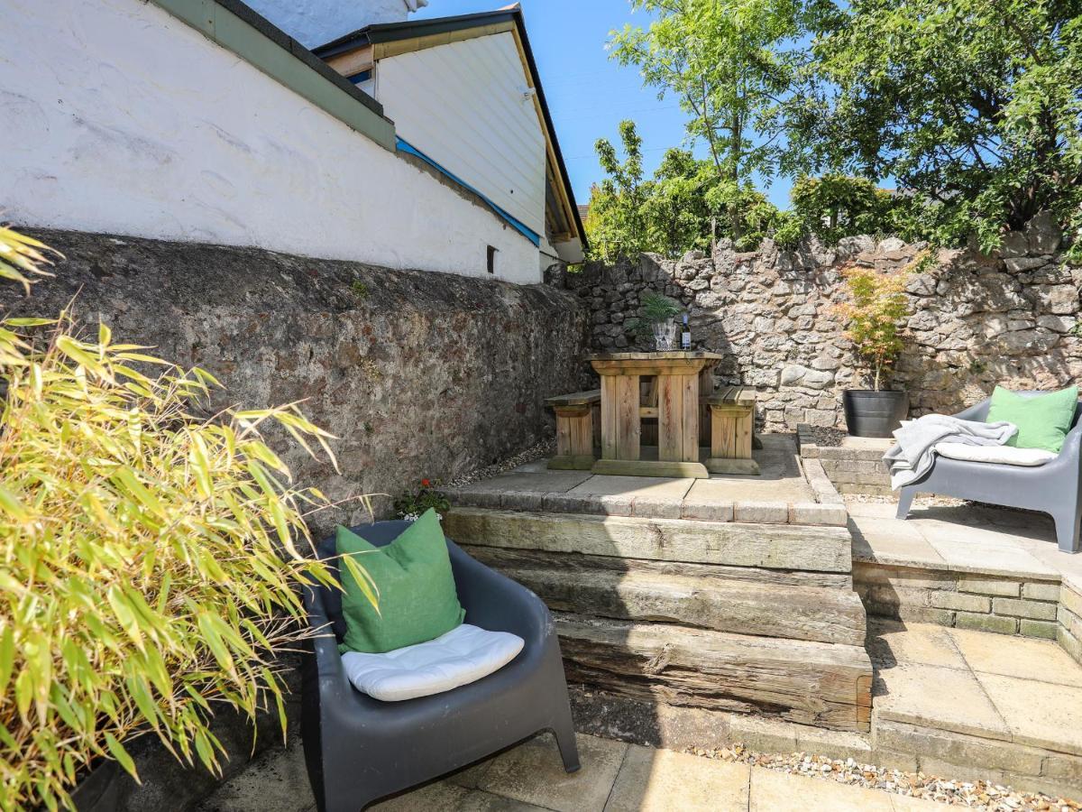 Bryn Tirion - Penrhynside Villa คอนวี ภายนอก รูปภาพ