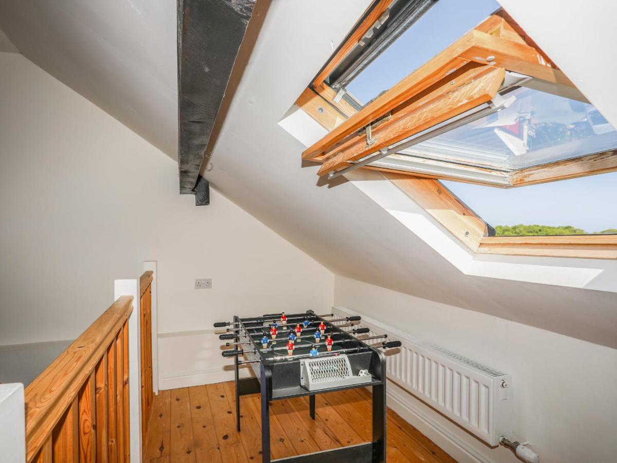 Bryn Tirion - Penrhynside Villa คอนวี ภายนอก รูปภาพ